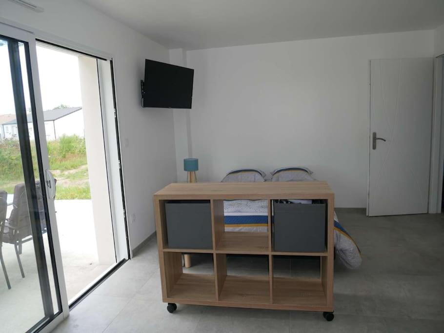 Studio Lumineux Avec Terrasse La Roche-sur-Yon Exterior foto