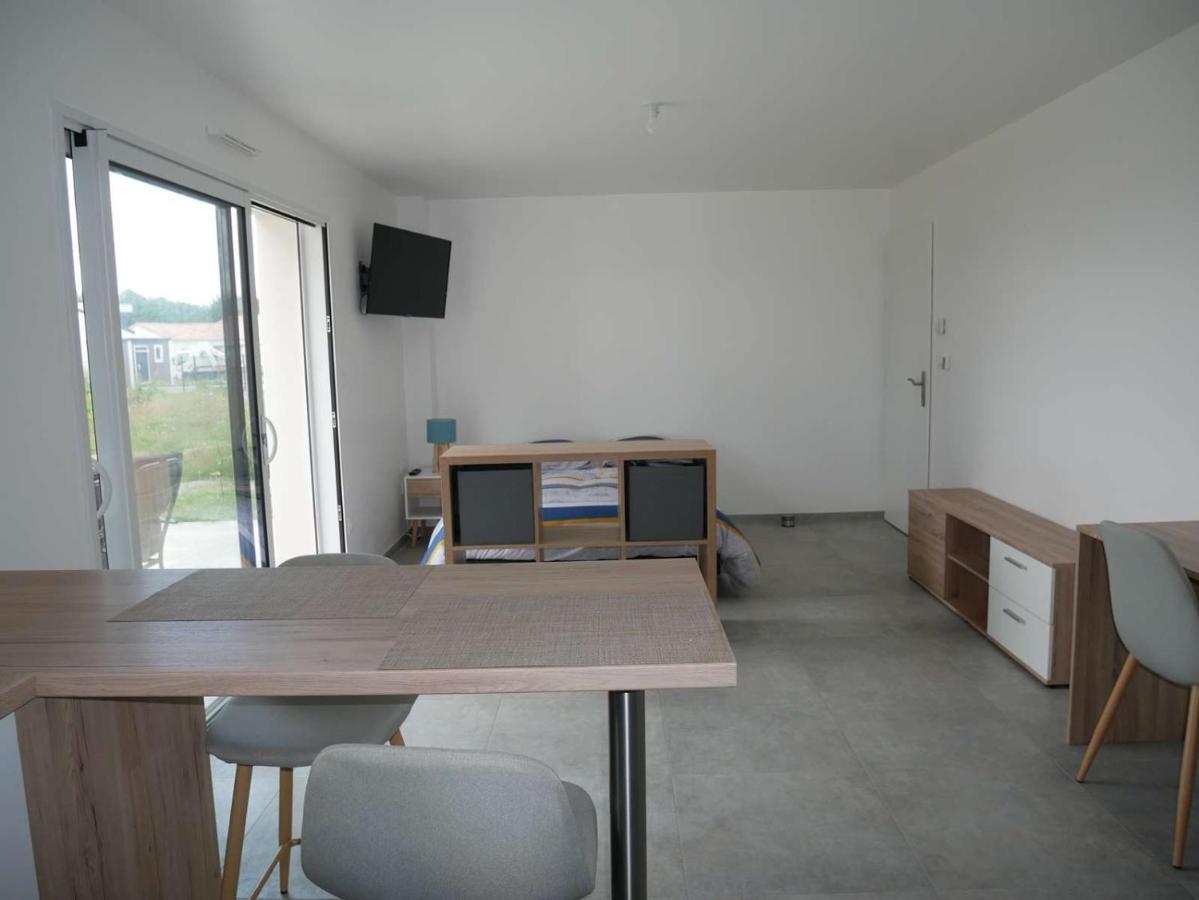 Studio Lumineux Avec Terrasse La Roche-sur-Yon Exterior foto